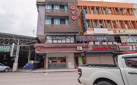 Super Oyo 89944 Stay Inn